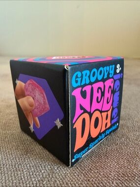 Groovy NeeDoh Jewel Super Sparkly - Pink